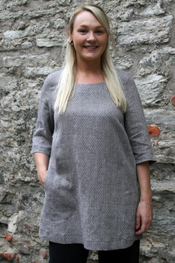 Linen tunic with pockets...