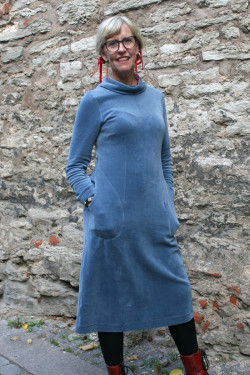 Velour dress with polo neck