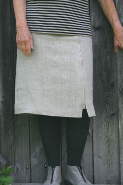 Skirt wrap-around with zipper