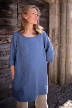 Linen tunic with pockets...