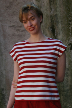 Top with wide stripes